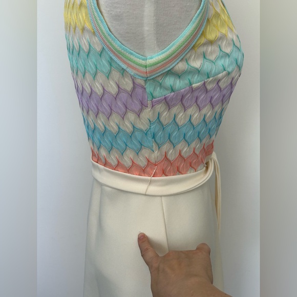 Fabulous 70s Vintage Sleeveless V-Neck Sundress! Fits like an XS - by Bleeker St - Picture 10 of 15